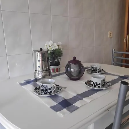 Amplio Apartamento Con Todas Comodidades En *