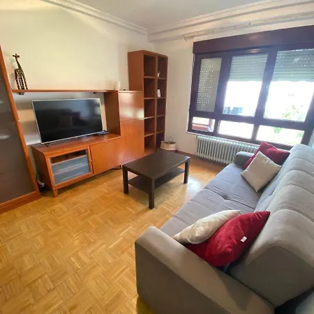 Amplio Con Todas Comodidades En Apartamento